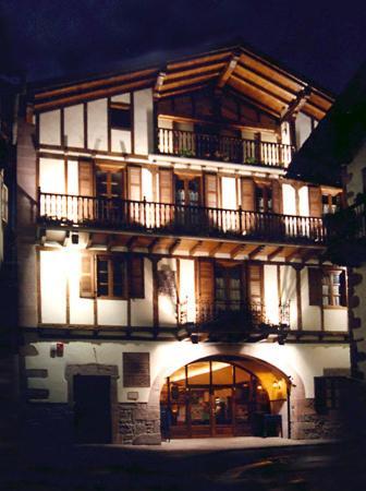 Hostal Antxitonea 埃利松多 外观 照片